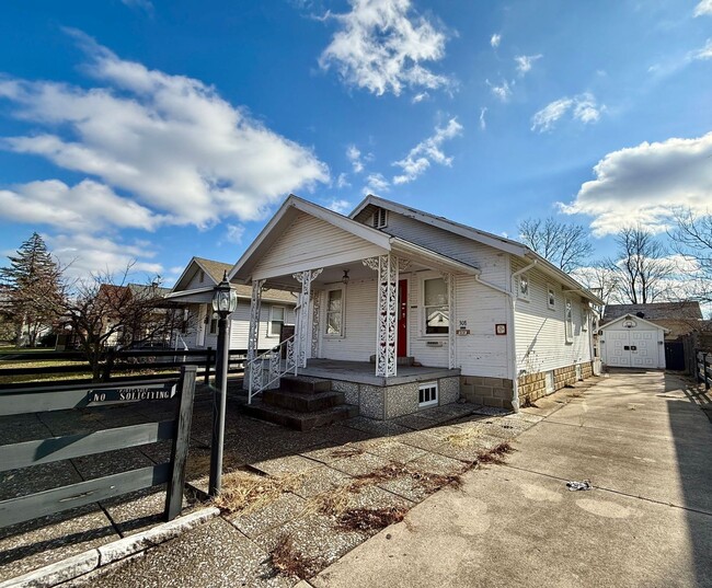 308 Ashwood Ave in Dayton, OH - Building Photo - Building Photo