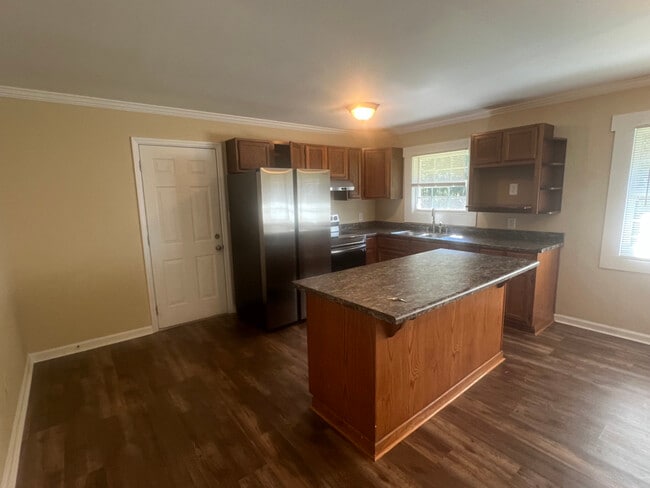 183 Rogers Dr in Manchester, TN - Building Photo - Building Photo