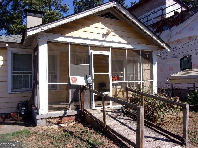 587 Hope St SW in Atlanta, GA - Building Photo