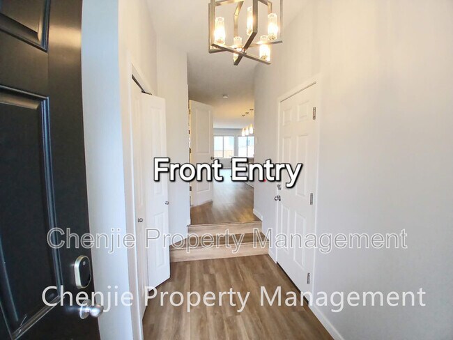 4316 Cooke Ln SW in Edmonton, AB - Building Photo - Building Photo