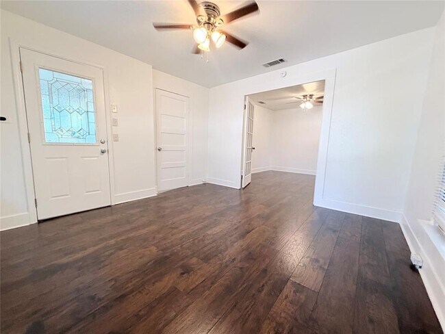 2003 E 12th St in Austin, TX - Building Photo - Building Photo