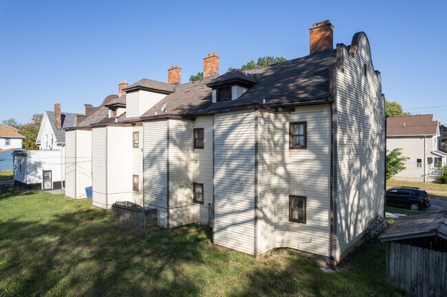 2343 Franklin Ave in Toledo, OH - Foto de edificio - Building Photo