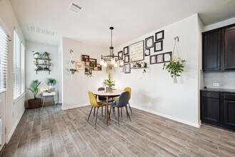 13347 Pecan Trails Dr in Santa Fe, TX - Building Photo - Building Photo