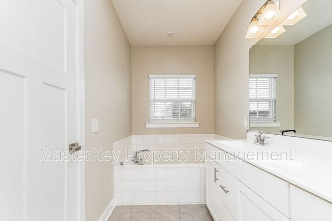 1105 Tender Dr in Apex, NC - Building Photo - Building Photo