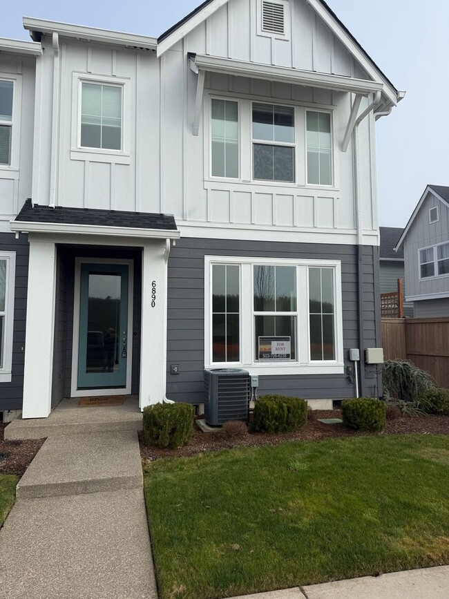 property at 6890 SE Crimson Ln