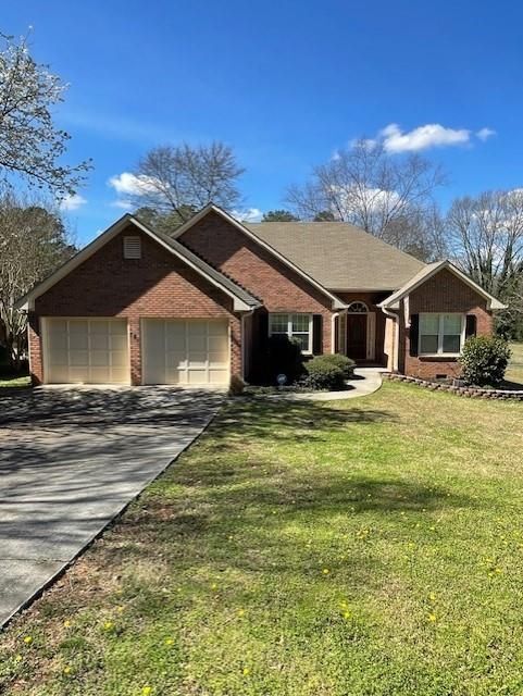 381 Etowah Dr in Cartersville, GA - Building Photo
