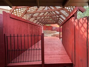 4010 Pepper Dr in San Diego, CA - Foto de edificio - Building Photo