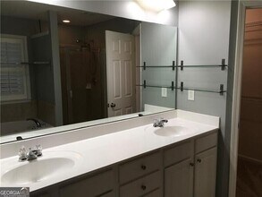 500 Papillion Trace in Woodstock, GA - Building Photo - Building Photo