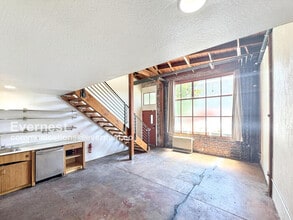 2201 West St in Oakland, CA - Building Photo - Building Photo