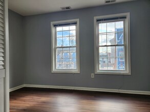 329 Elm St NW in Washington, DC - Building Photo - Building Photo