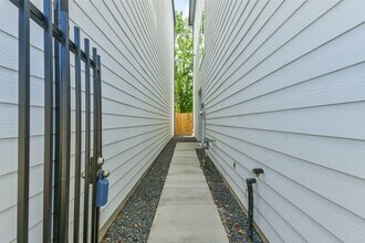 5703 Balbo St in Houston, TX - Building Photo - Building Photo