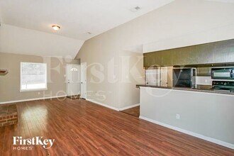 7140 Maryland Ct in Memphis, TN - Building Photo - Building Photo