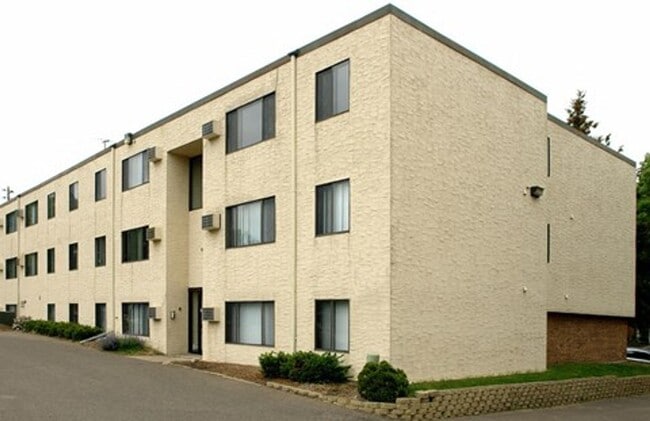 property at 400 N Dewey St
