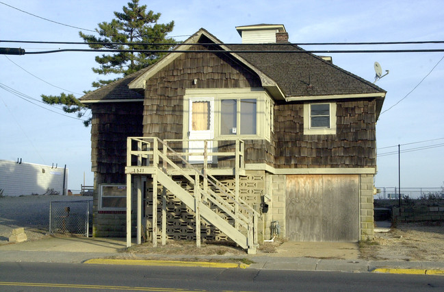 1511 Ocean Ter in Seaside Heights, NJ - Building Photo - Building Photo