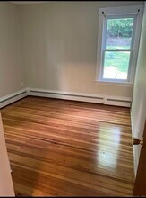 350 Center St in Manchester, CT - Building Photo - Building Photo