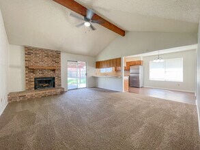 2000 Ramada Dr in Waco, TX - Building Photo - Building Photo