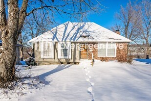 11622 Palmer Ave in Kansas City, MO - Building Photo