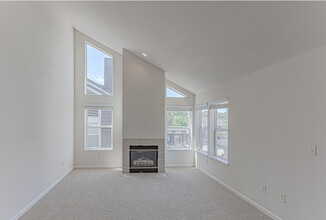 GRANITE CREEK in Rocklin, CA - Building Photo - Building Photo