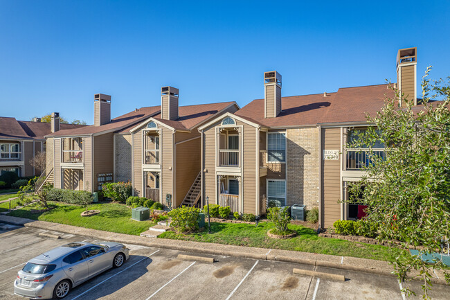 The Park at White Oak in Houston, TX - Building Photo - Building Photo