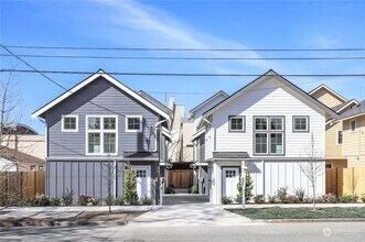 9031 15th Ave SW in Seattle, WA - Building Photo - Building Photo
