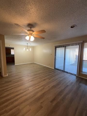 806 Redbud Dr in Desoto, TX - Building Photo - Building Photo