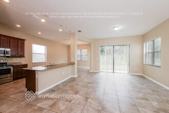 3562 93rd Ave in Pembroke Pines, FL - Foto de edificio - Building Photo