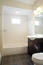 14 Parker Hill Ave, Unit 1 in Boston, MA - Building Photo - Building Photo