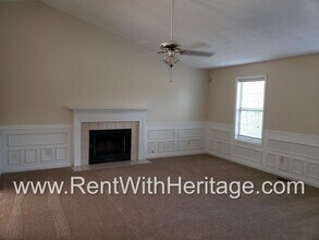 605 White Pines Dr in Dallas, GA - Building Photo - Building Photo