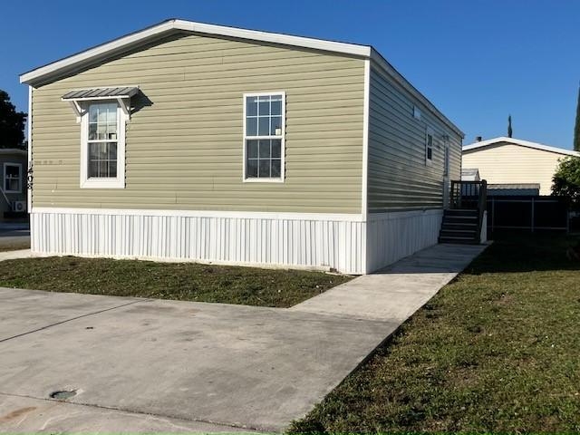 25252 SW 128th Ct in Princeton, FL - Foto de edificio - Building Photo