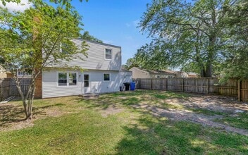 4957 Aquarius Ct in Virginia Beach, VA - Building Photo - Building Photo