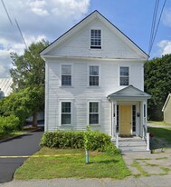 18 Green St, Unit 3 in Lebanon, NH - Building Photo