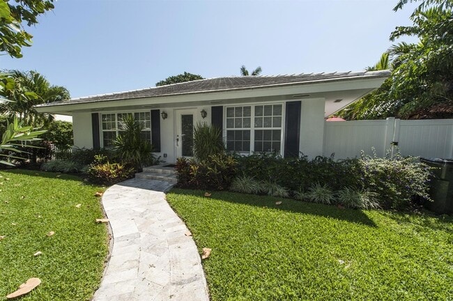 131 Venetian Dr