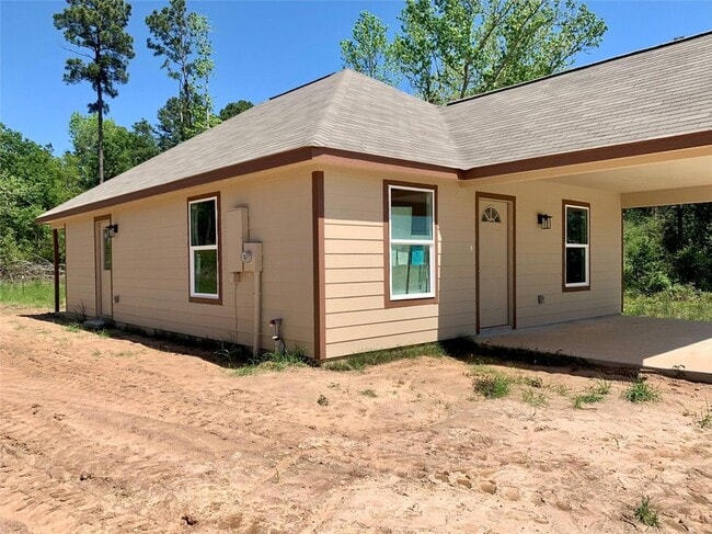 740 County Rd 2269 in Cleveland, TX - Building Photo - Building Photo