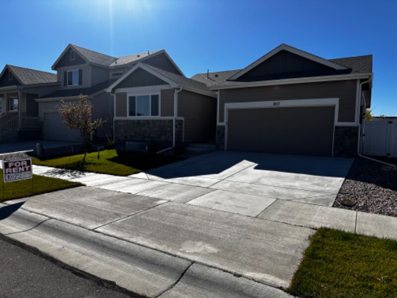 1917 104th Avenue Ct in Greeley, CO - Building Photo