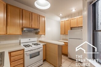 1224 N Dearborn St, Unit B3 in Chicago, IL - Building Photo - Building Photo