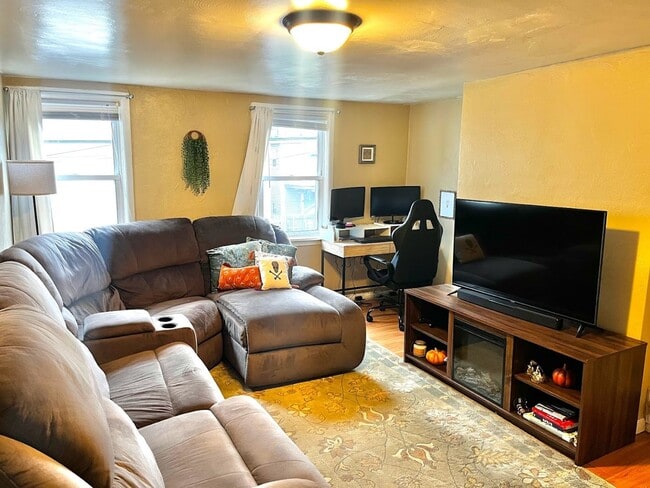 23 Enon Wy in Pittsburgh, PA - Building Photo - Building Photo