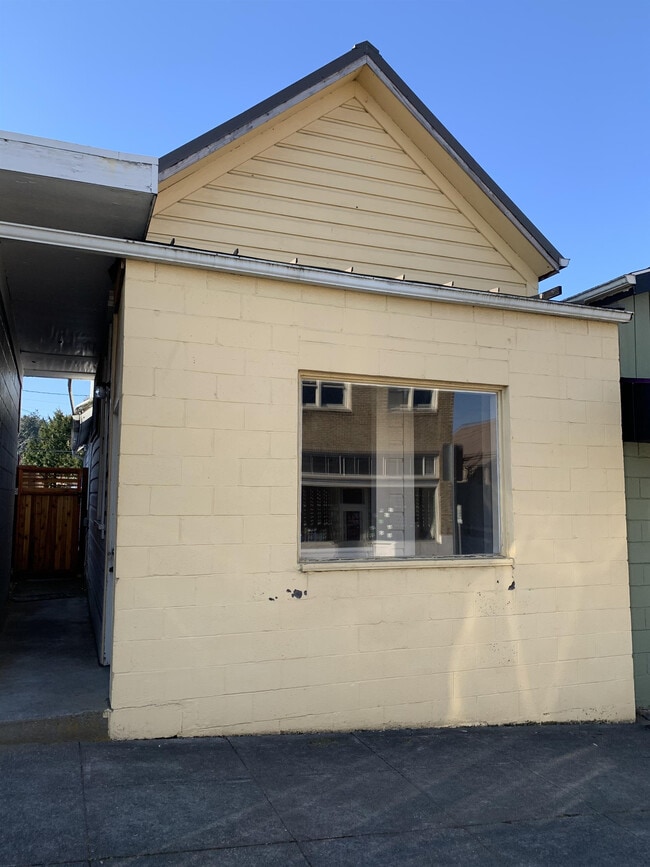 property at 44 S Nehalem St