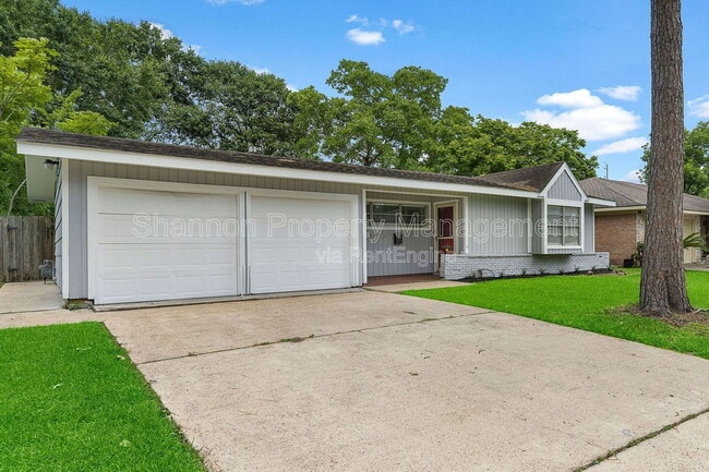 property at 5522 Ariel St