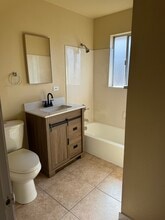 2227 16th Ave, Unit 222716thAve in Sacramento, CA - Building Photo - Building Photo