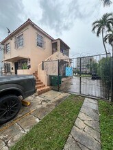 1030 NW 3rd St in Miami, FL - Building Photo - Building Photo