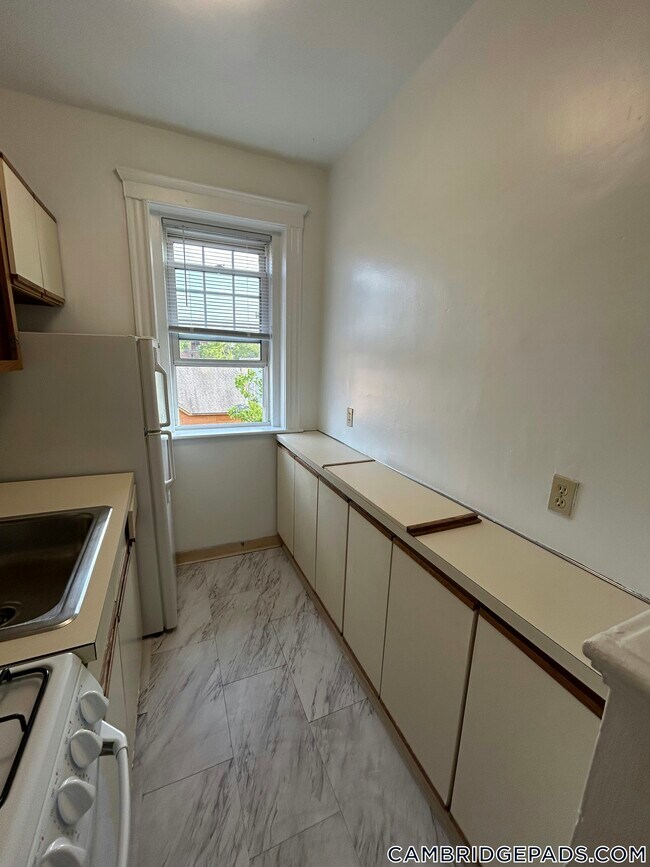 21 Wendell St