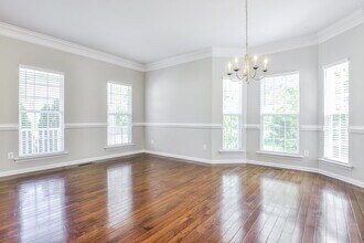 5324 Sapphire Springs Dr in Knightdale, NC - Foto de edificio - Building Photo