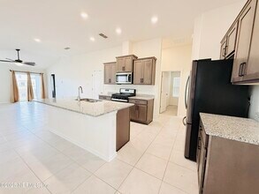 86221 Mainline Rd in Yulee, FL - Building Photo - Building Photo