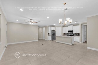 367 Toscavilla Blvd in Nokomis, FL - Foto de edificio - Building Photo