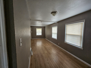 216 Presley Rd in St. Louis, MO - Foto de edificio - Building Photo