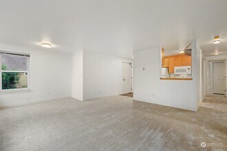 4111 Whitman Ave N in Seattle, WA - Building Photo - Building Photo