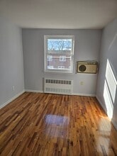 716 E 58th St, Unit 2 in Brooklyn, NY - Building Photo - Building Photo