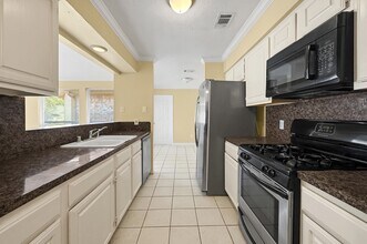 3626 Storm Creek Dr in Houston, TX - Building Photo - Building Photo
