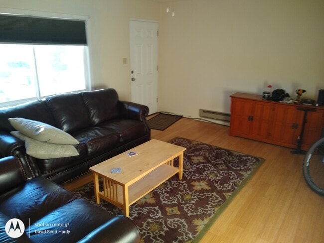 921 Elizabeth St, Unit 2 in Helena, MT - Foto de edificio - Building Photo