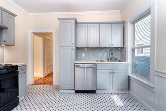 5 Stanford Ter, Unit 1 in Somerville, MA - Building Photo - Building Photo